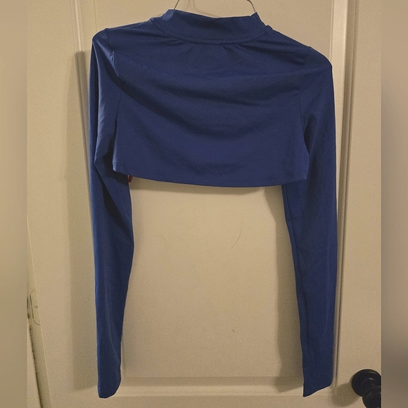 BetterMe Long Sleeve Crew Neck Shrug - Picture 2 of 5